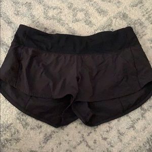 Lululemon Speed Up Shorts 2.5